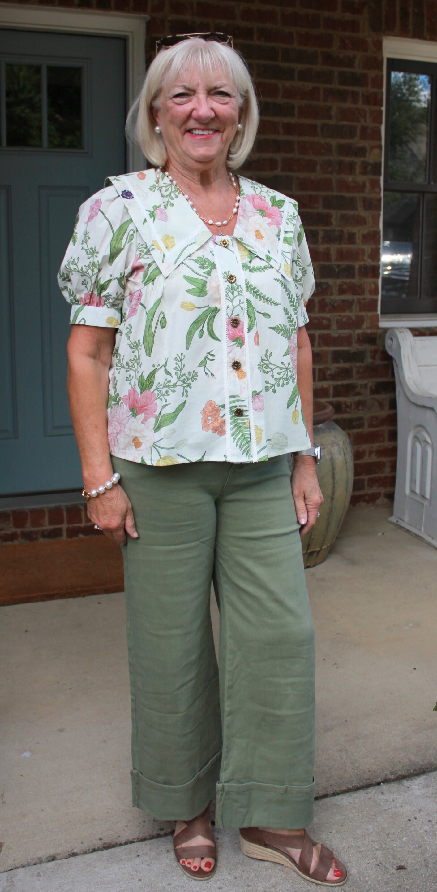 Olive Mid Rise Cuffed Ankle Pants