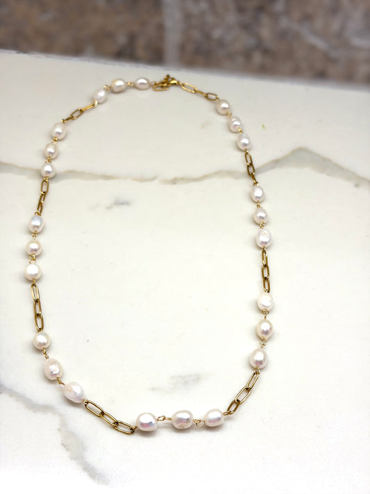 Pearl & Paper Clip Necklace