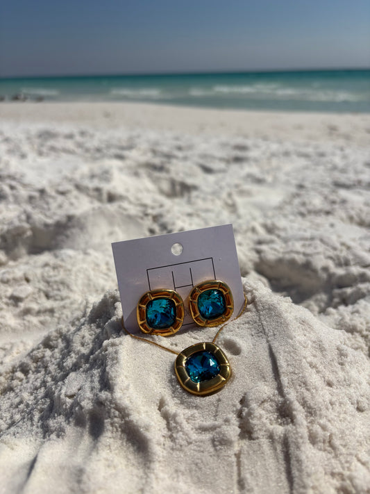 Sea Treasure Pendant Necklace